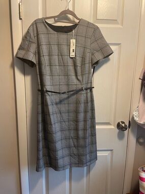 Esprit Gray Plaid Short-Sleeve Midi Dress with Slim Belt
